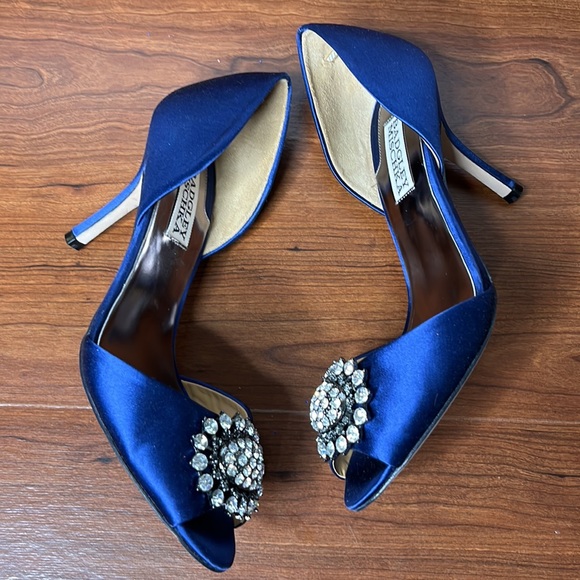 Badgley Mischka Blue Satin Heels w/Rhinestones - Picture 5 of 7
